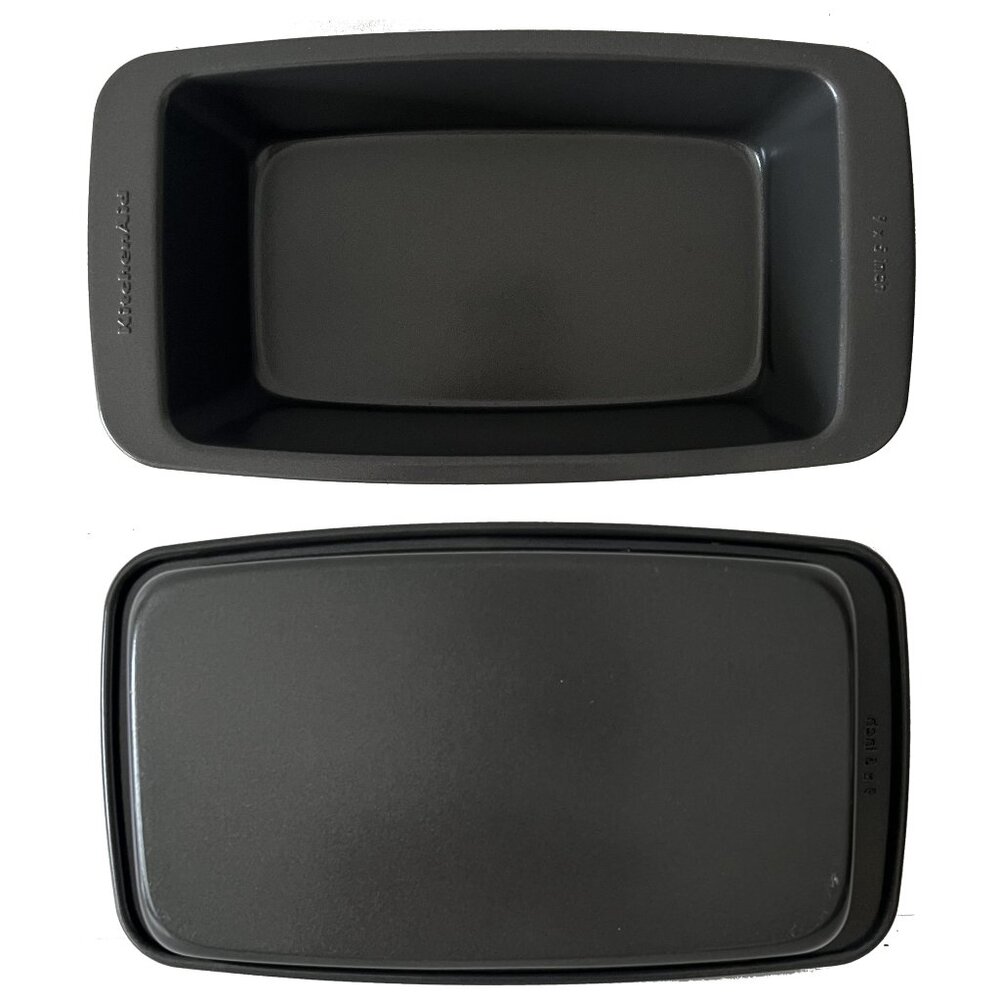 KitchenAid 3-Piece Bakeware Set | Baking Sheet, Cake Pan & Loaf Pan - Picture 6 of 16